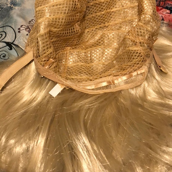 Lite Blonde Wig main image 5